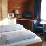 安娜餐厅酒店 3*
