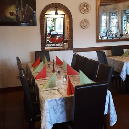 Restaurant Anna Hotel 3*